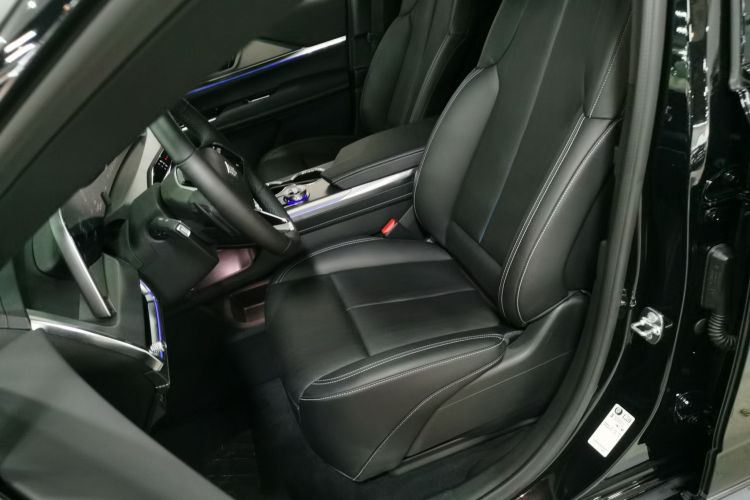 凯迪拉克XT5 2025款 2.0T 豪华型局部细节19