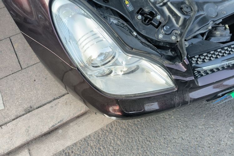 奔驰CLS 2009款 CLS 300车身外观8