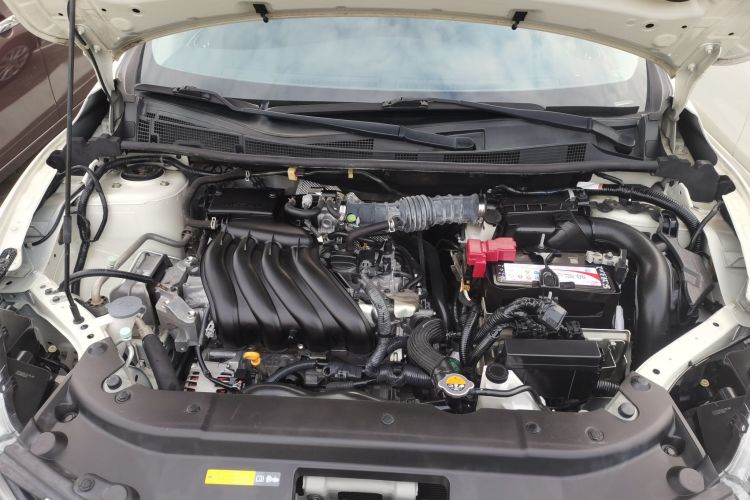 日产 轩逸 2019款 经典 1.6XE CVT舒适版机舱底盘24