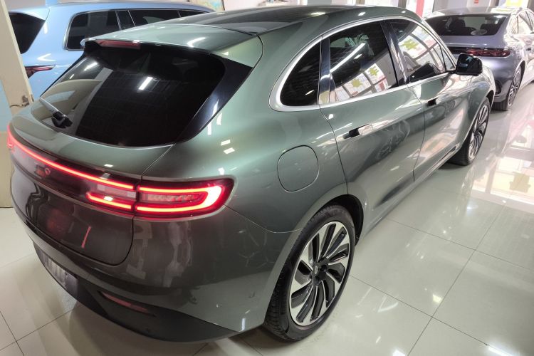 鸿蒙智行 问界M5 2022款 增程四驱旗舰版车身外观6005