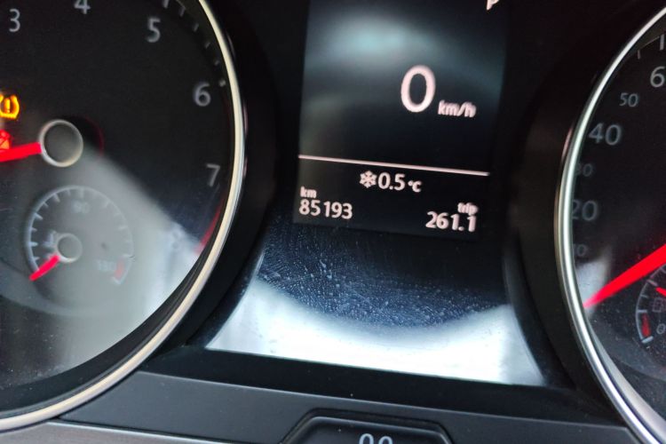 大众 高尔夫 2016款 230TSI 自动豪华型中控内饰15