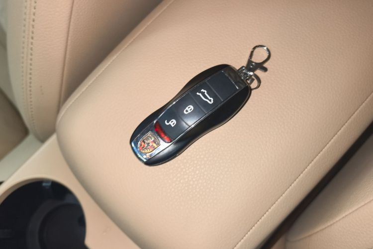 保时捷 2017款  Macan 2.0T中控内饰7001