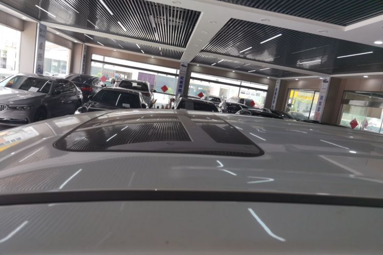 广汽传祺 传祺M8 2021款 领秀系列 390T 尊享版车身外观57