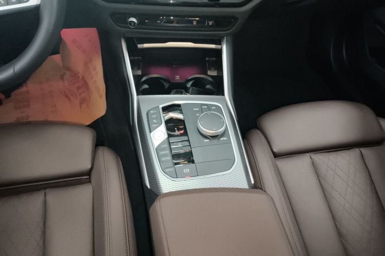 宝马3系 2024款 325Li M运动曜夜套装中控内饰18