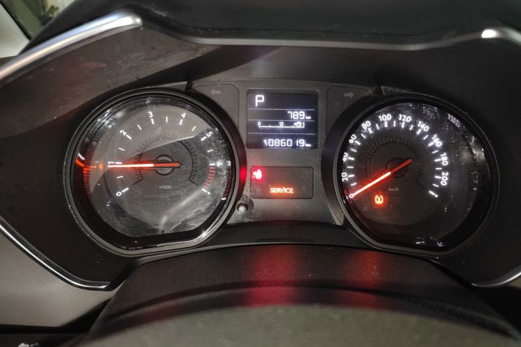 雪铁龙C3-XR 2019款 230THP DCT越领版中控内饰14