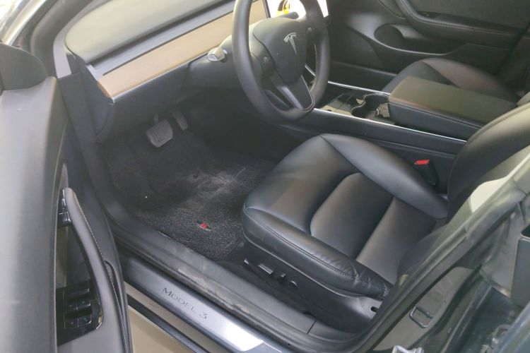 特斯拉 Model 3 2020款 改款 标准续航后驱升级版中控内饰7003