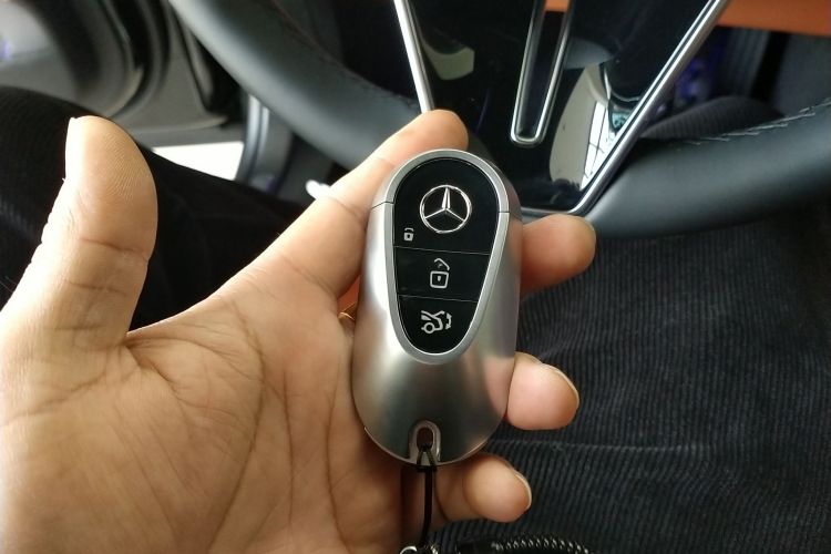 奔驰S级 2024款 改款 S 400 L 商务型中控内饰11