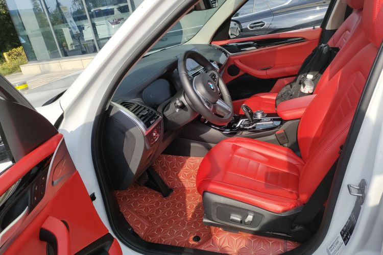 宝马X3 2020款 xDrive25i M运动套装中控内饰19