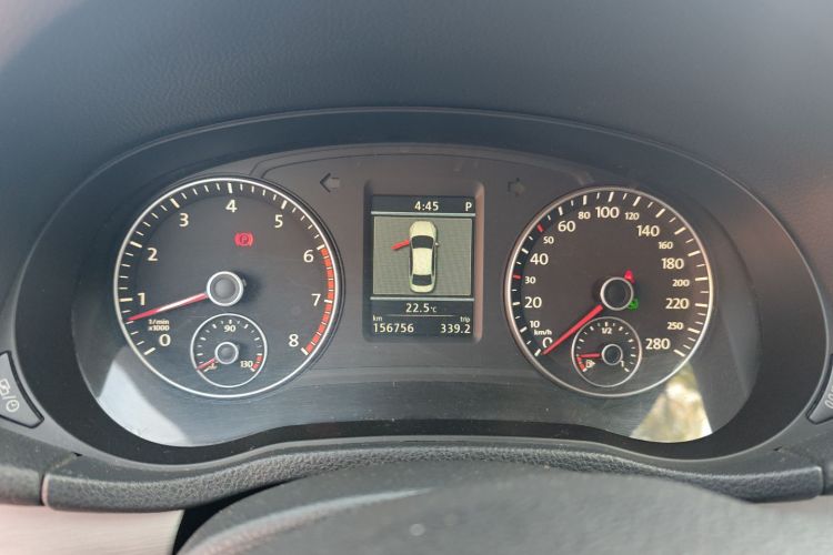 大众 帕萨特 2014款 2.0TSI DSG御尊版中控内饰14