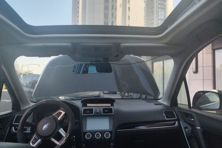 斯巴鲁 森林人 2016款 2.0i 时尚导航版中控内饰22