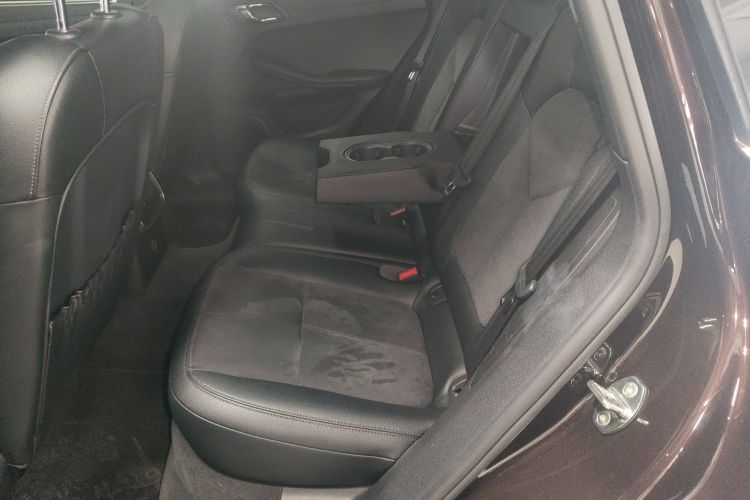 保时捷 2017款  Macan 2.0T中控内饰7004