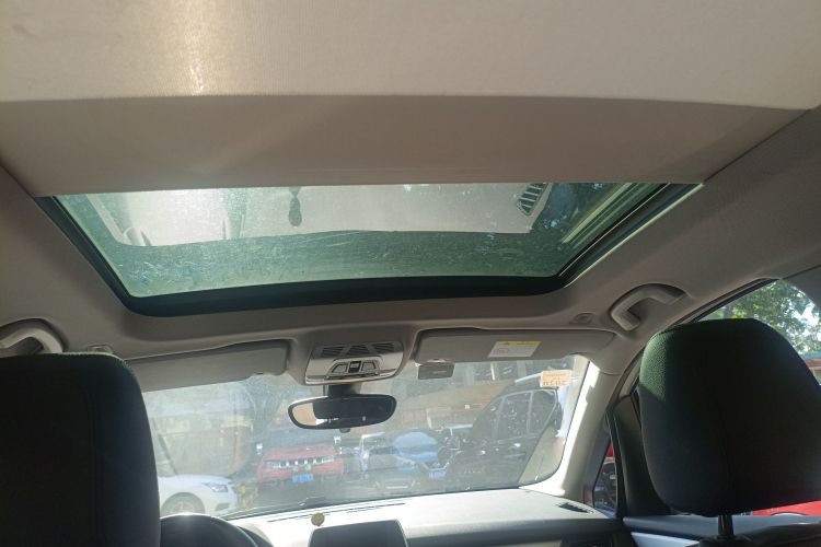 宝马2系旅行车 2016款 220i 领先型中控内饰22