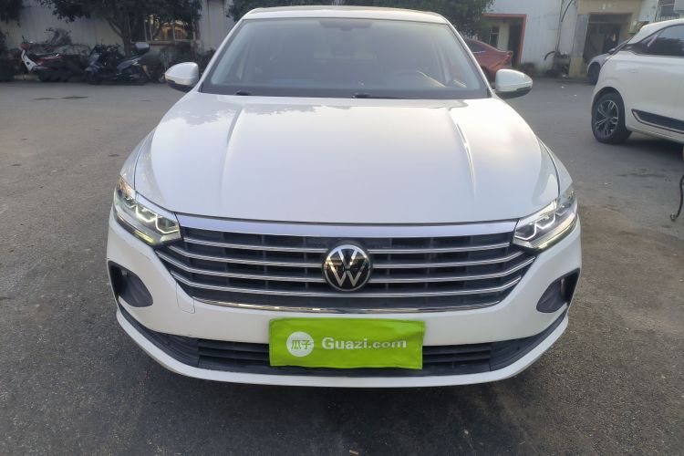 大众 朗逸 2023款 1.5L 自动得逸版车身外观2