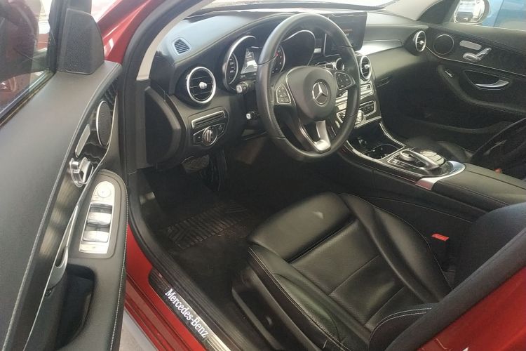 奔驰C级 2017款 改款 C 200 L 运动版中控内饰7003