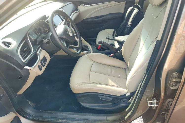 别克 英朗 2017款 15N 自动豪华型局部细节19