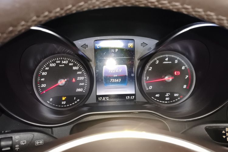 奔驰GLC 2018款 GLC 260 4MATIC 动感型局部细节14