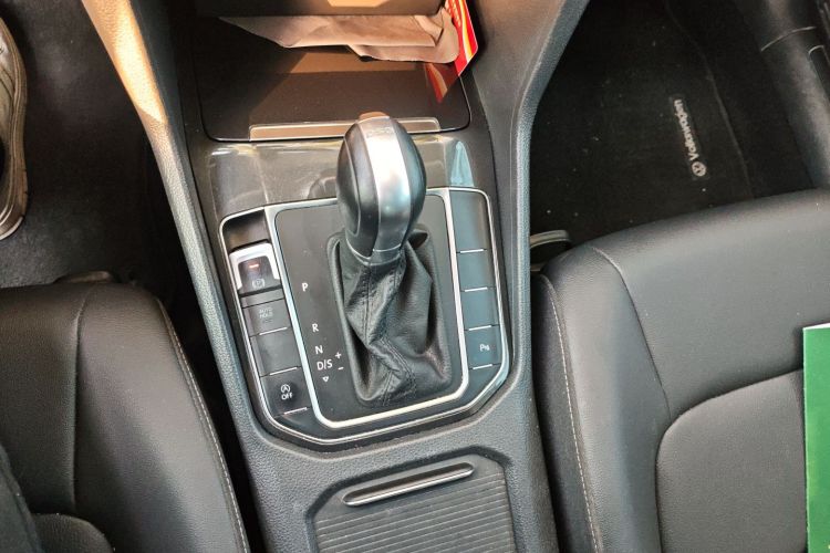 大众 高尔夫·嘉旅 2019款 280TSI 自动好奇型 国V中控内饰18