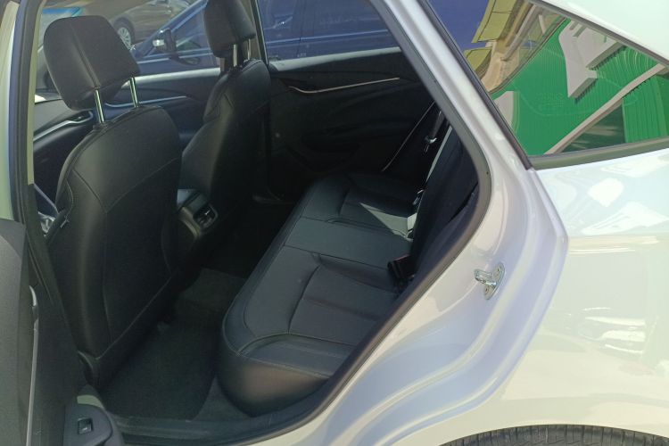 别克 英朗 2021款 改款 典范 1.5L 自动精英型中控内饰21