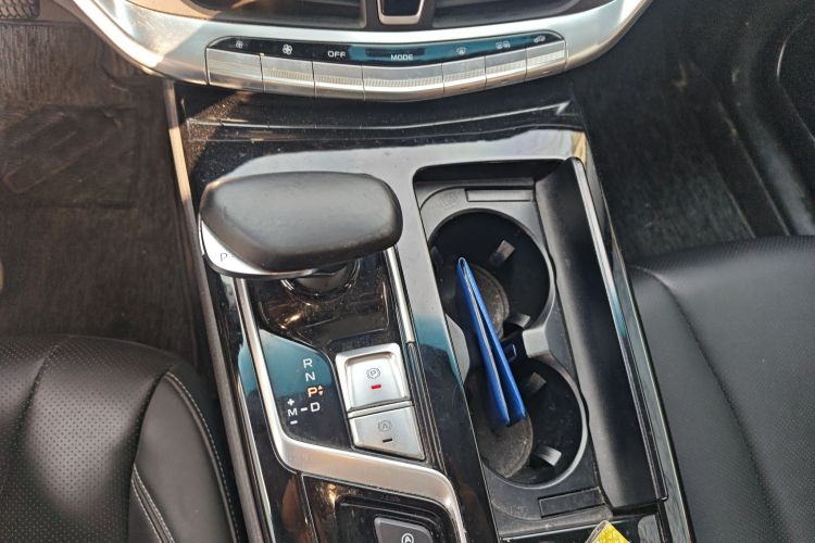 吉利汽车 博瑞 2018款 1.5T MHEV 耀享版中控内饰18