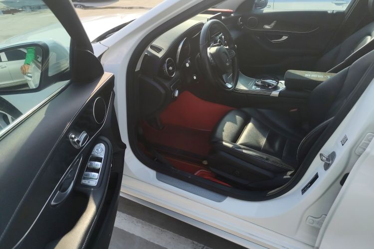 奔驰C级 2018款 C 180 L 时尚型运动版中控内饰7003