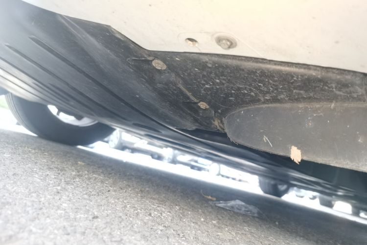 宝马1系(进口) 2011款 120i 敞篷轿跑车局部细节9004