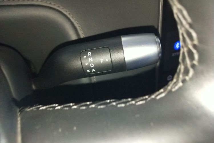 理想汽车 理想L9 2023款 Pro中控内饰18