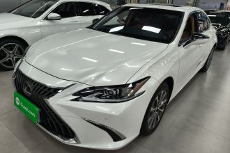 雷克萨斯ES 2023款 200 卓越版