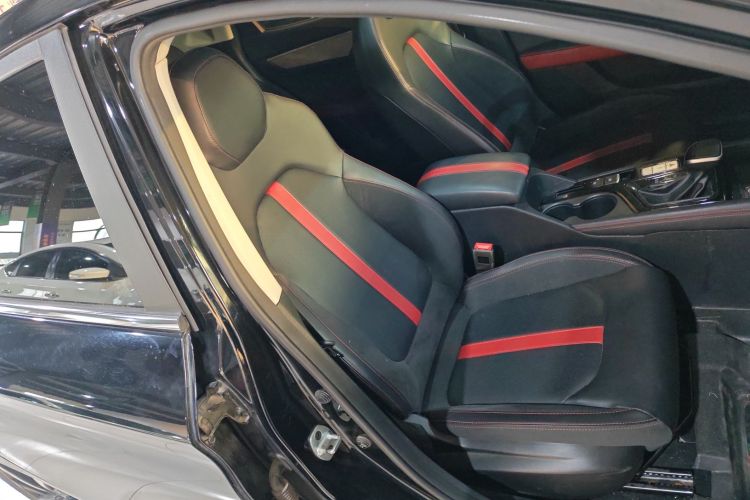 思皓A5 2022款 1.5T CVT青春版局部细节41