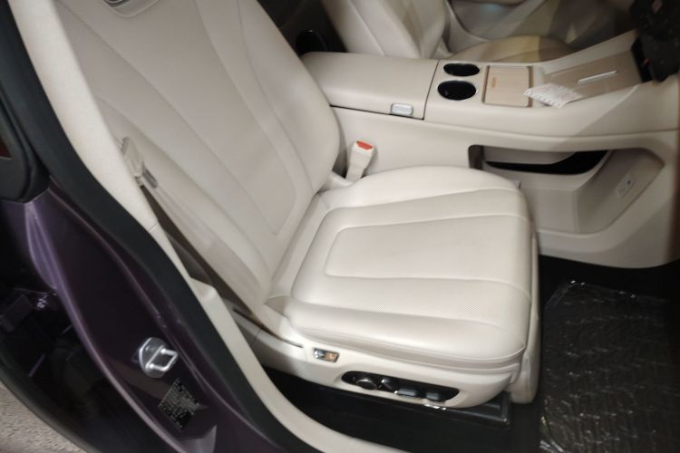 鸿蒙智行 智界R7 2024款 纯电 736km UItra局部细节41