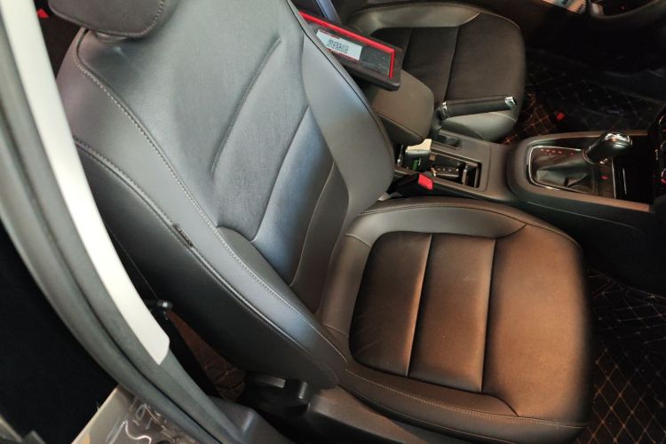 大众 速腾 2018款 280TSI DSG熠动版局部细节41