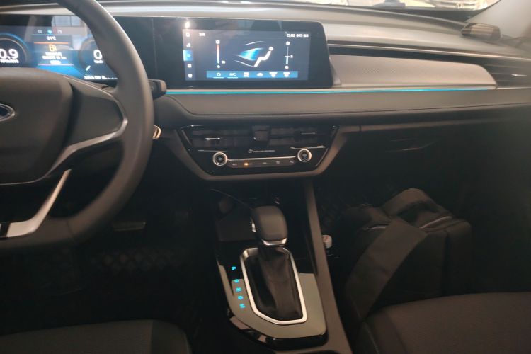 福特 福睿斯 2021款 1.5L 自动黄金版中控内饰16