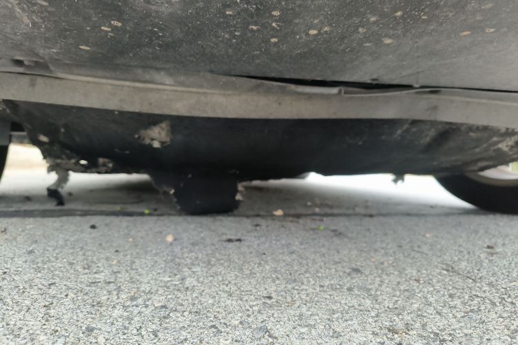 福特 福克斯 2012款 两厢 2.0L 手动豪华运动型局部细节9008