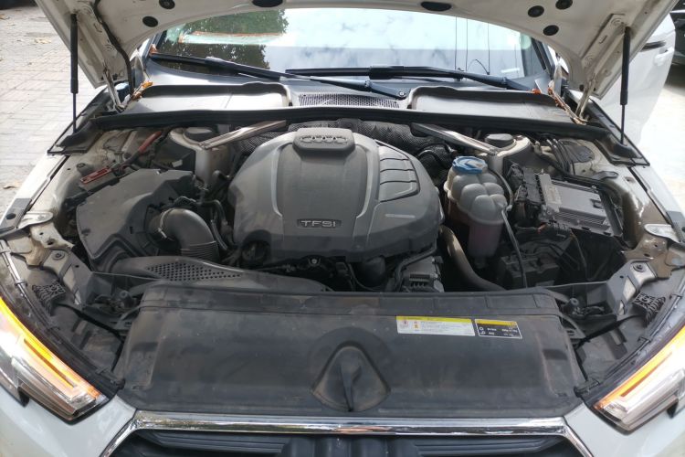 奥迪A4L 2017款 40 TFSI 时尚型局部细节24