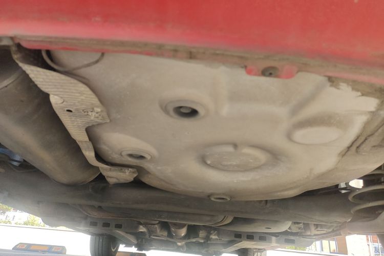 大众 Polo 2011款 1.6L 自动致尚版局部细节9009