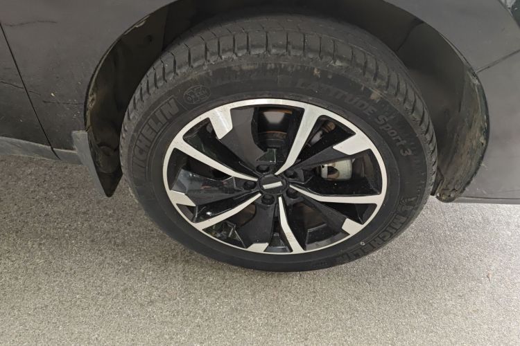 魏牌 VV5 2020款 2.0T 两驱擎先锋车身外观10