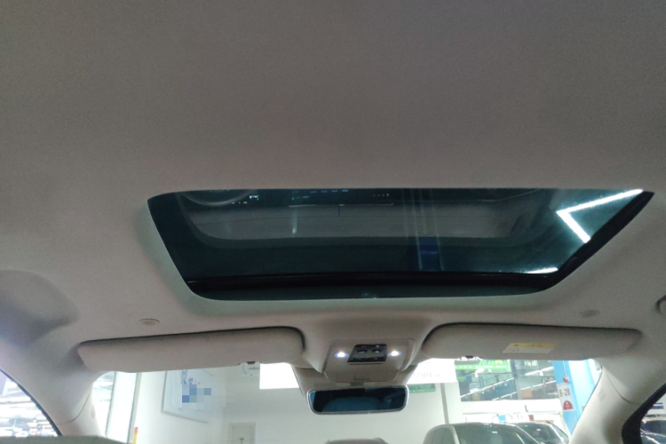 腾势D9 2022款 DM-i 970 四驱旗舰型局部细节22