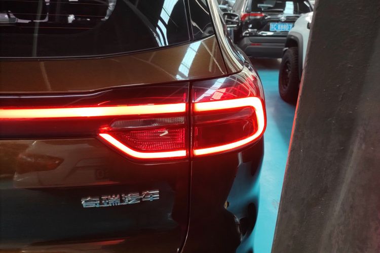 奇瑞 瑞虎8 2018款 1.5TCI 自动尊贵型 5座车身外观6006