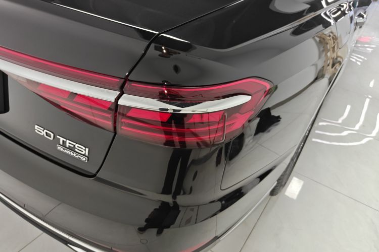 奥迪A8 2024款 A8L 50 TFSI quattro 臻选型车身外观6006