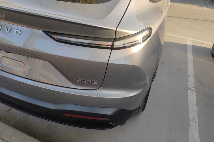 乐道L60 2024款 60kWh 后驱版车身外观9