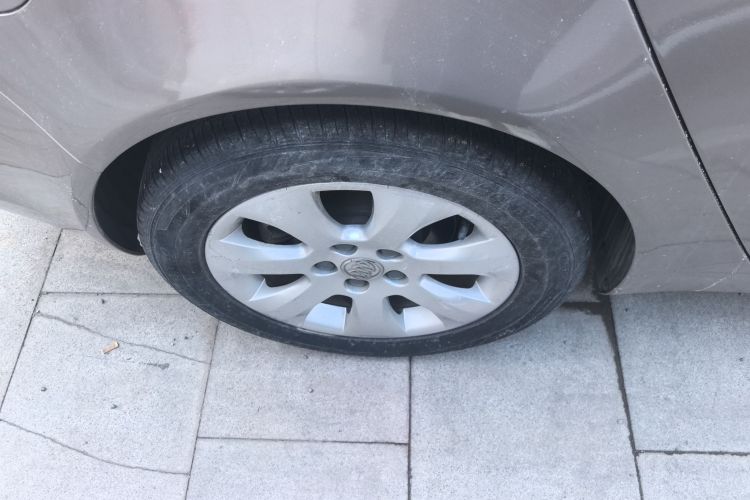 别克 君威 2015款 2.0L 领先时尚型车身外观6003