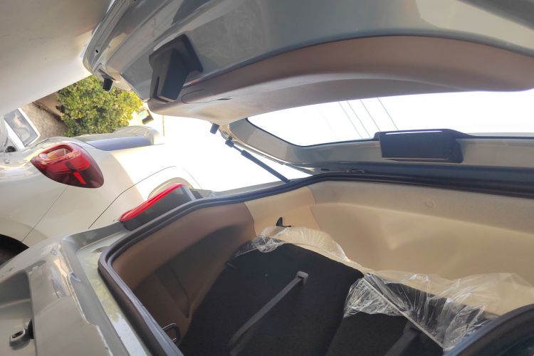 五菱汽车 宏光MINIEV 2025款 四门版 进阶款机舱底盘23