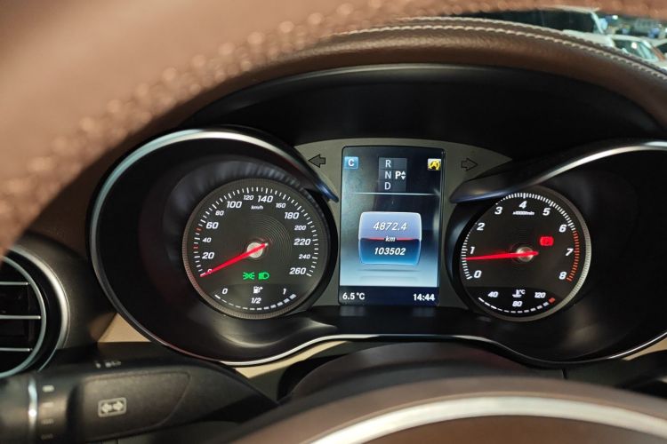 奔驰C级 2017款 C 200 L局部细节14