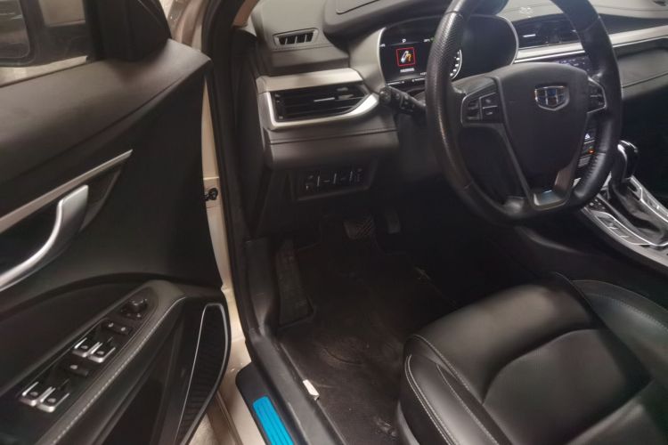 吉利汽车 帝豪 2018款 1.5L CVT向上互联版中控内饰20