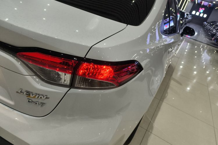 丰田 雷凌 2024款 185T CVT豪华版车身外观9