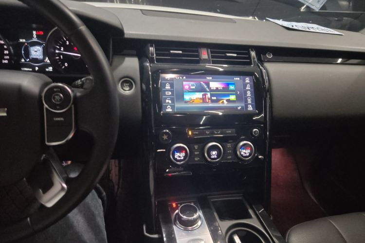 路虎 发现 2017款 3.0 SC V6 S中控内饰16