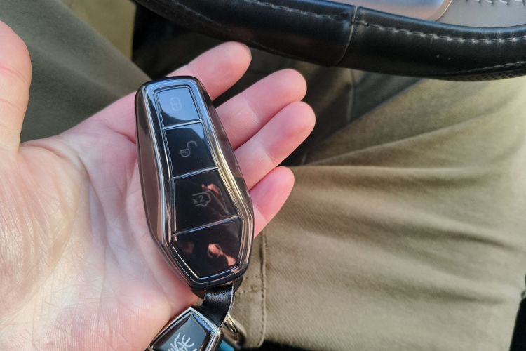 比亚迪 秦PLUS 2024款 荣耀版 DM-i 55KM领先型中控内饰11