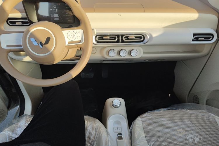 五菱汽车 宏光MINIEV 2024款 第三代 215km 青春版局部细节16