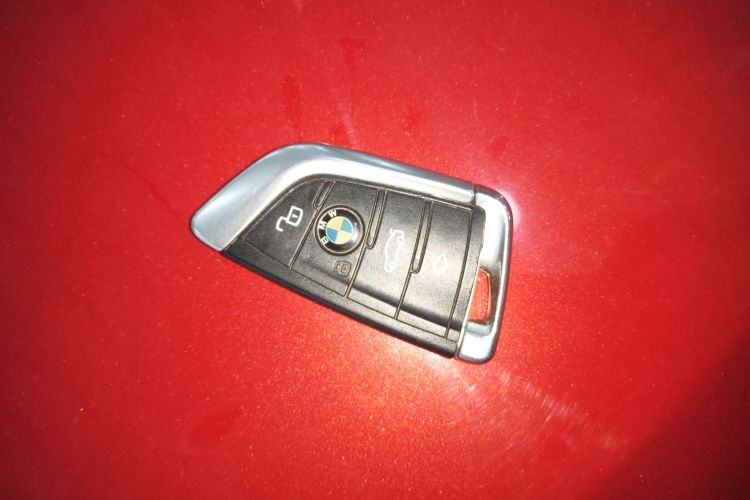 宝马3系 2020款 325Li 首发版中控内饰11