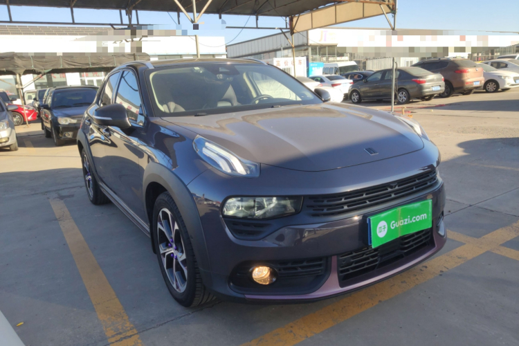 领克02 2020款 高能版 2.0T 自动两驱耀Pro版车身外观3