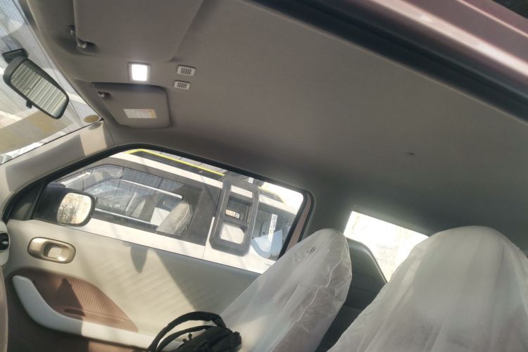 吉利银河 熊猫 2025款 210km 元气熊中控内饰22